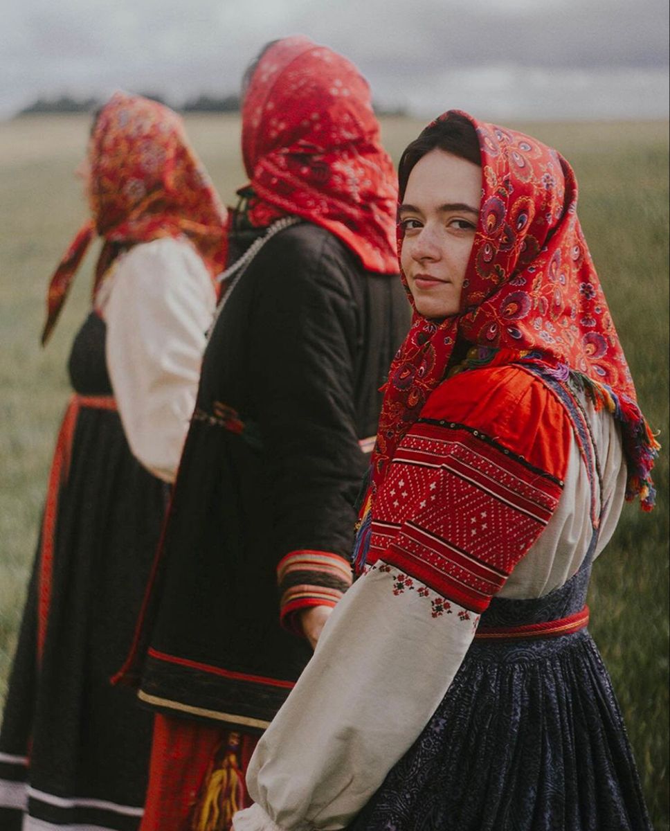Women in Slavic costumes in Andorra la Vella