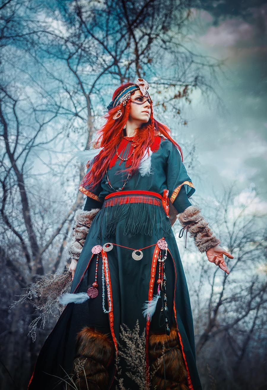 Girls in Slavic costumes underwear in Andorra la Vella